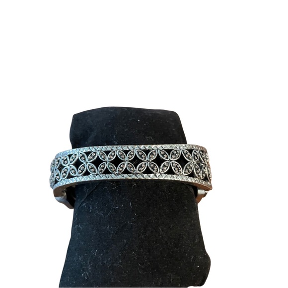 Women’s Bracelet - Picture 2 of 2